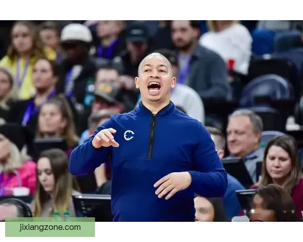 泰伦-卢率快船大逆转24分赢球迎生涯常规赛400胜成现役主帅第八人